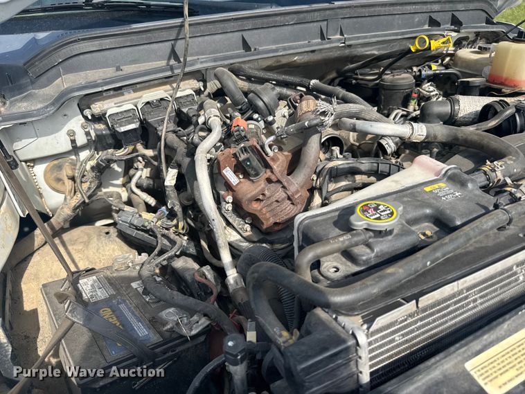 image for item EU6140 2012 Ford F350 Super Duty XL Crew Cab pickup truck cab and chassis