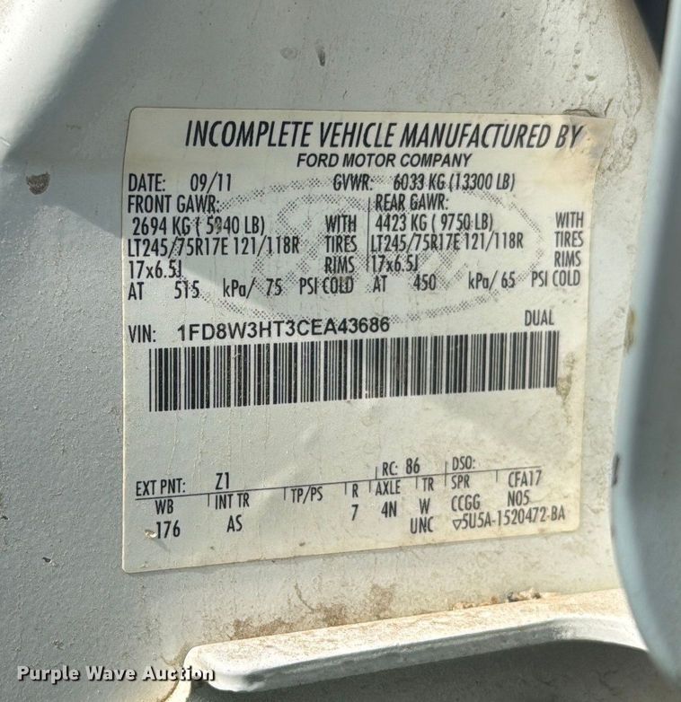 image for item EU6140 2012 Ford F350 Super Duty XL Crew Cab pickup truck cab and chassis