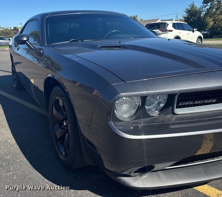 image for item EU6148 2013 Dodge Challenger 
