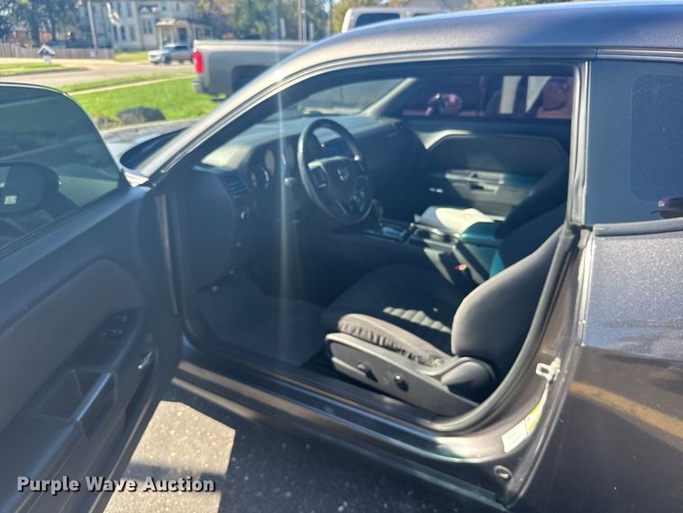 image for item EU6148 2013 Dodge Challenger 