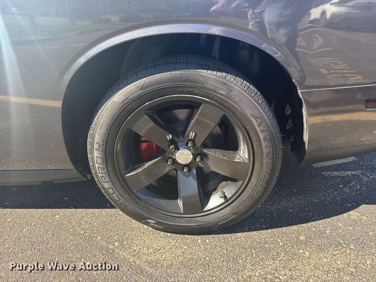 image for item EU6148 2013 Dodge Challenger 