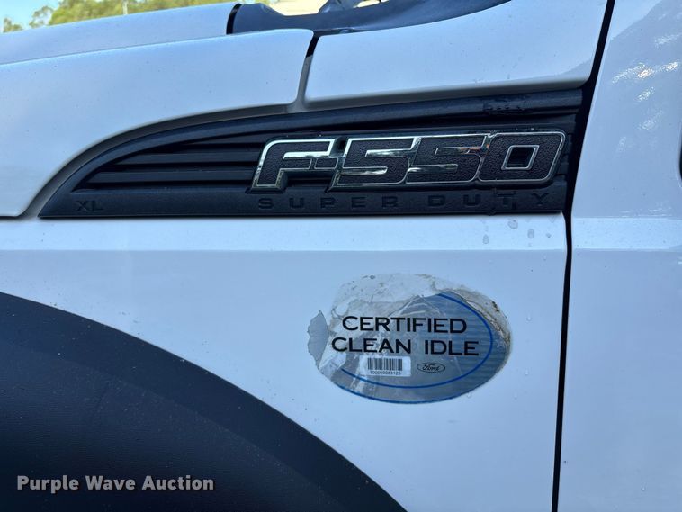 image for item EU7038 2014 Ford F550 Super Duty XL flatbed truck