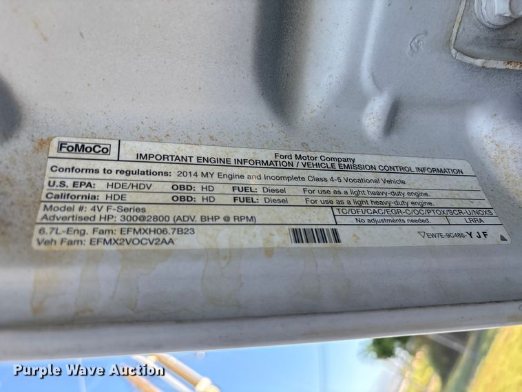 image for item EU7038 2014 Ford F550 Super Duty XL flatbed truck