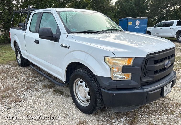 image for item EU7039 2015 Ford F150 XL SuperCab pickup truck