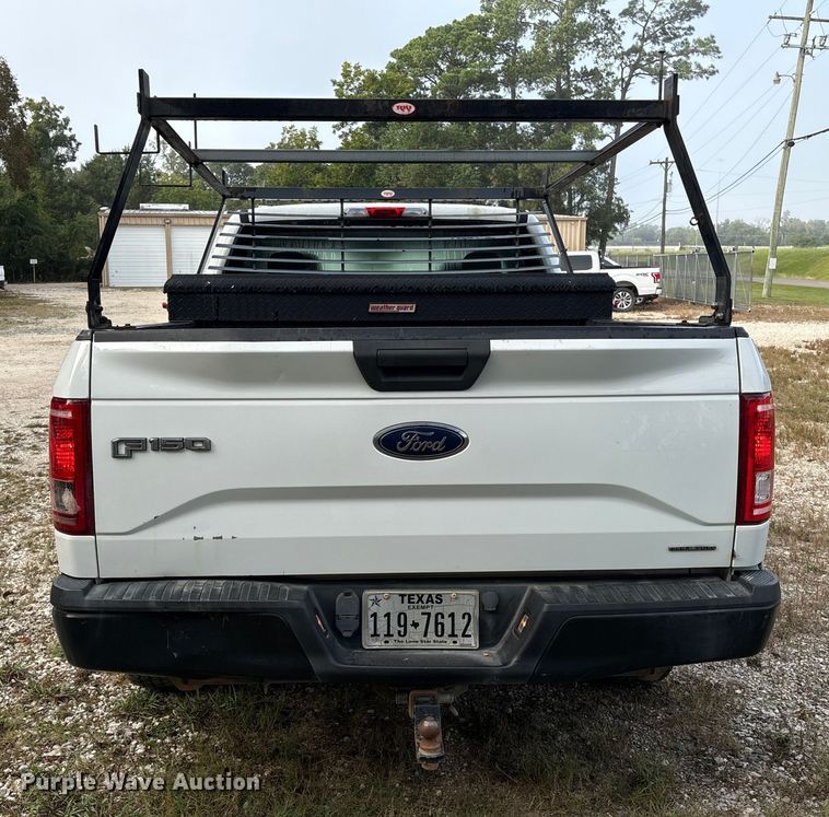 image for item EU7039 2015 Ford F150 XL SuperCab pickup truck