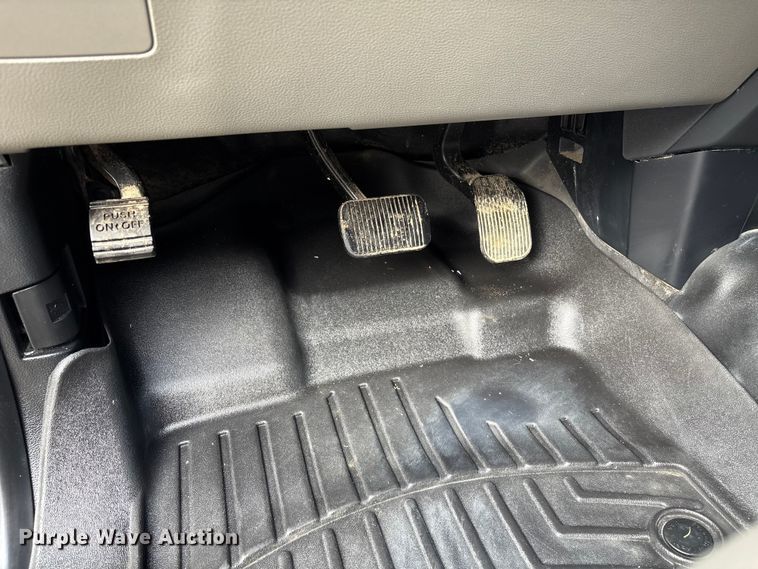 image for item EU7039 2015 Ford F150 XL SuperCab pickup truck