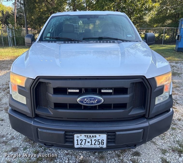 image for item EU7040 2015 Ford F150 XL SuperCab pickup truck