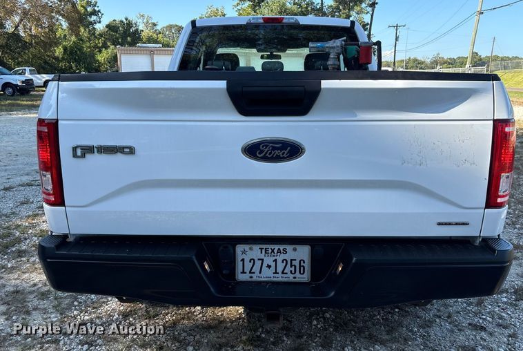 image for item EU7040 2015 Ford F150 XL SuperCab pickup truck