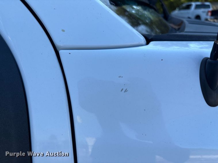 image for item EU7040 2015 Ford F150 XL SuperCab pickup truck