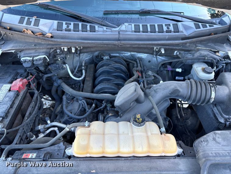 image for item EU7040 2015 Ford F150 XL SuperCab pickup truck