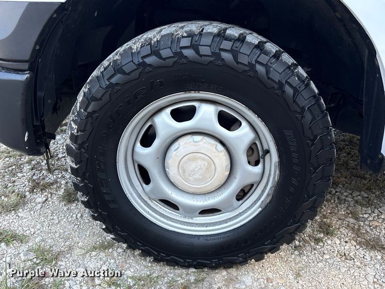 image for item EU7040 2015 Ford F150 XL SuperCab pickup truck