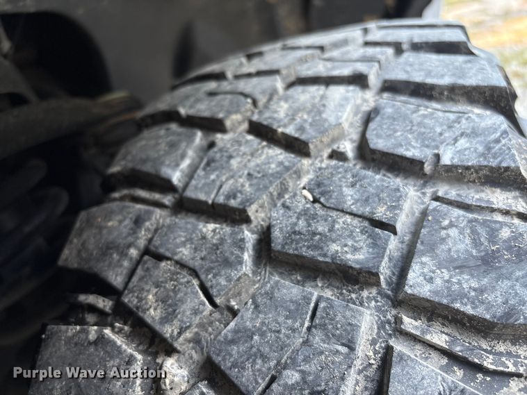 image for item EU7040 2015 Ford F150 XL SuperCab pickup truck