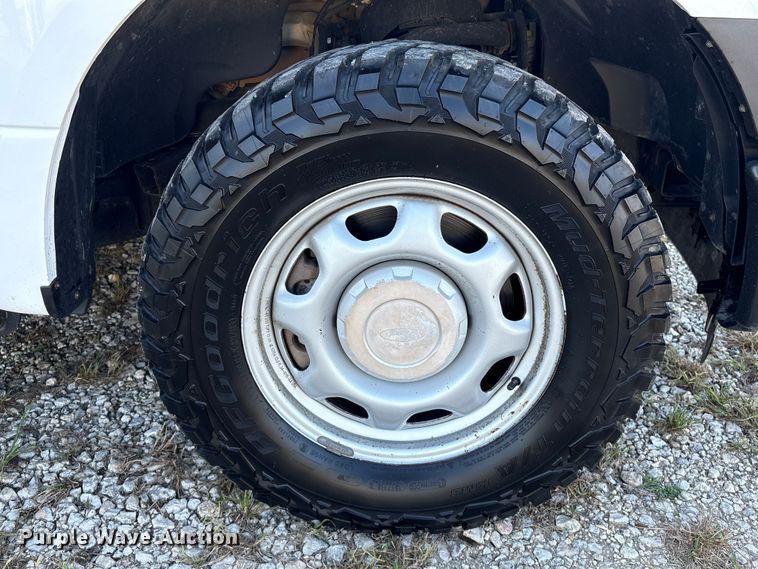 image for item EU7040 2015 Ford F150 XL SuperCab pickup truck