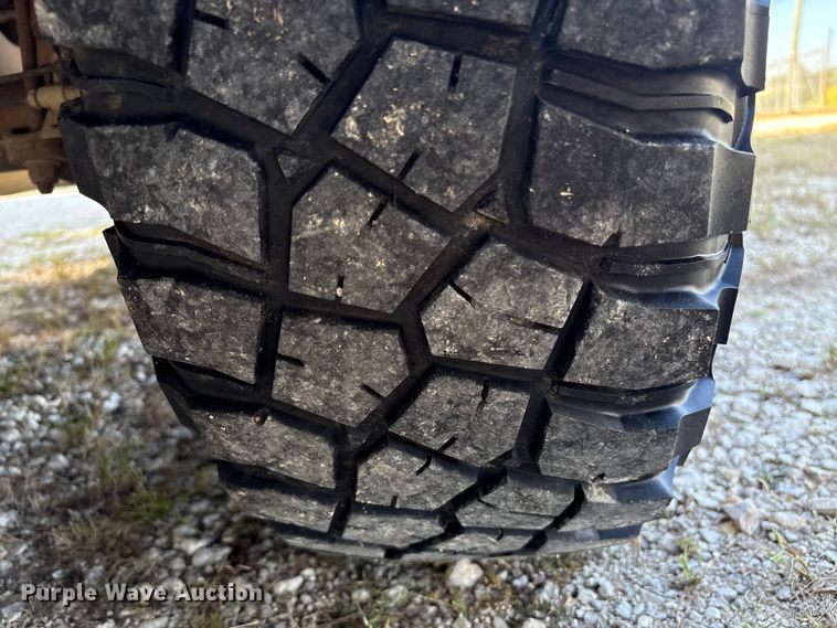 image for item EU7040 2015 Ford F150 XL SuperCab pickup truck