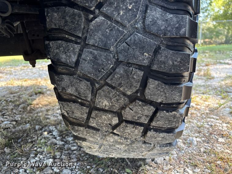 image for item EU7040 2015 Ford F150 XL SuperCab pickup truck