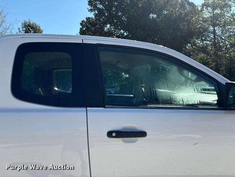 image for item EU7041 2020 Ford Ranger XL SuperCab pickup truck