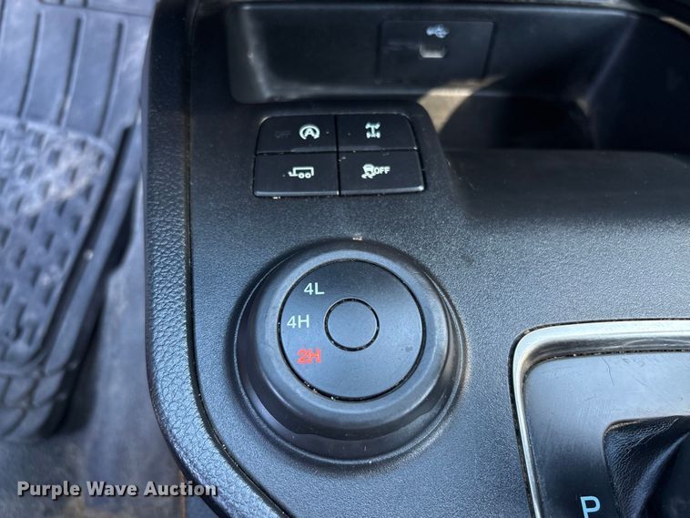 image for item EU7041 2020 Ford Ranger XL SuperCab pickup truck