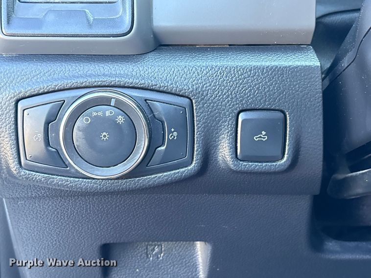 image for item EU7041 2020 Ford Ranger XL SuperCab pickup truck