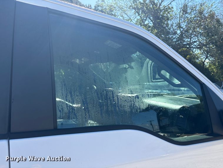 image for item EU7042 2019 Ford F150 XL pickup truck