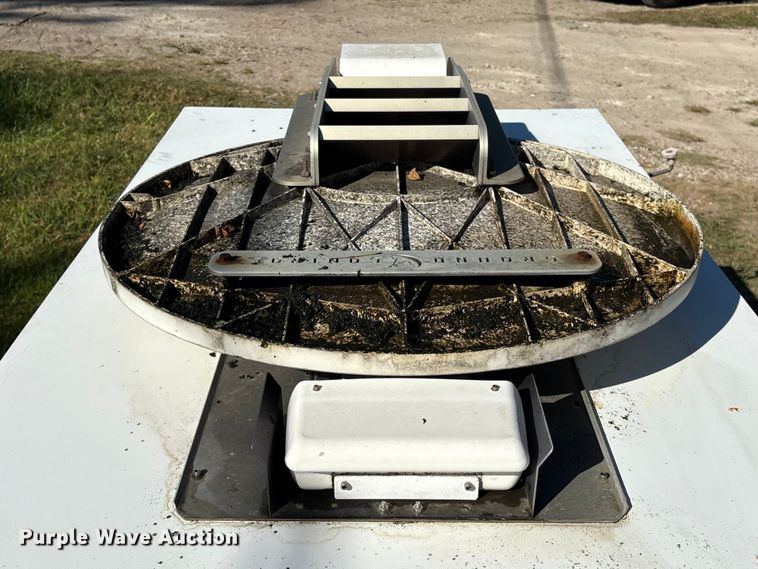 image for item EU7049 2011 Industrial Truck Bodies communications trailer