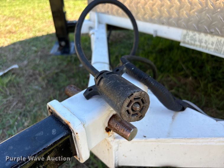 image for item EU7049 2011 Industrial Truck Bodies communications trailer