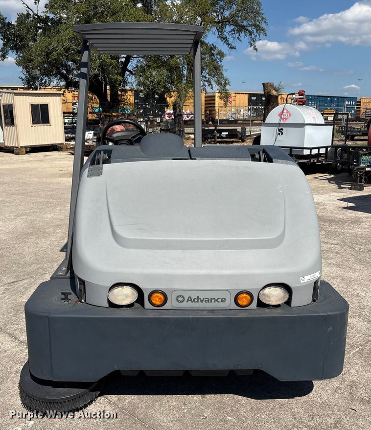image for item EU7052 Advance SW8000 sweeper