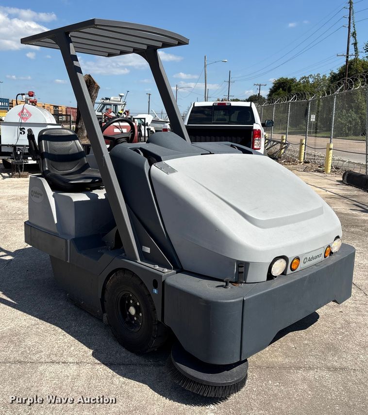 image for item EU7052 Advance SW8000 sweeper