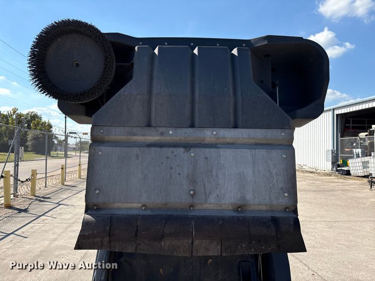 image for item EU7052 Advance SW8000 sweeper