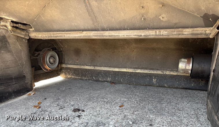 image for item EU7052 Advance SW8000 sweeper