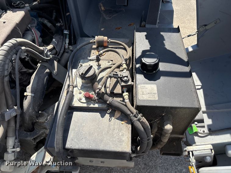 image for item EU7052 Advance SW8000 sweeper