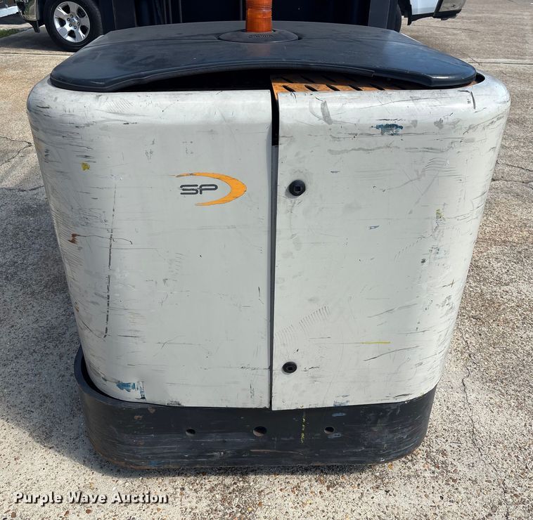 image for item EU7054 2016 Crown SP3520-30 order picker