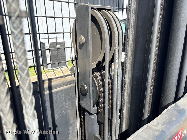 image for item EU7054 2016 Crown SP3520-30 order picker