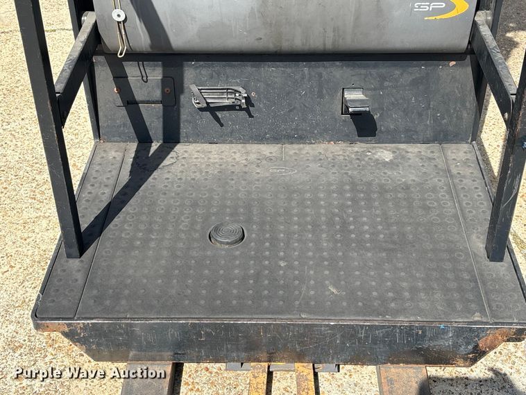 image for item EU7054 2016 Crown SP3520-30 order picker