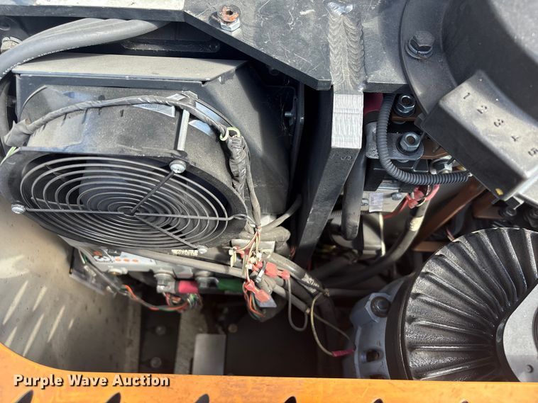 image for item EU7054 2016 Crown SP3520-30 order picker