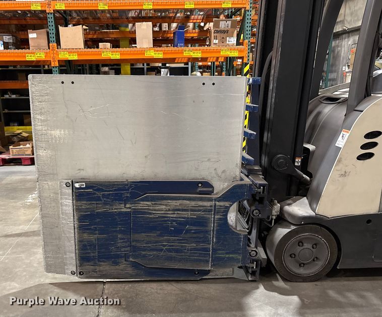 image for item EU8522 2016 Crown RC5545-40 forklift