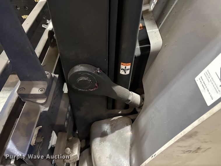 image for item EU8522 2016 Crown RC5545-40 forklift