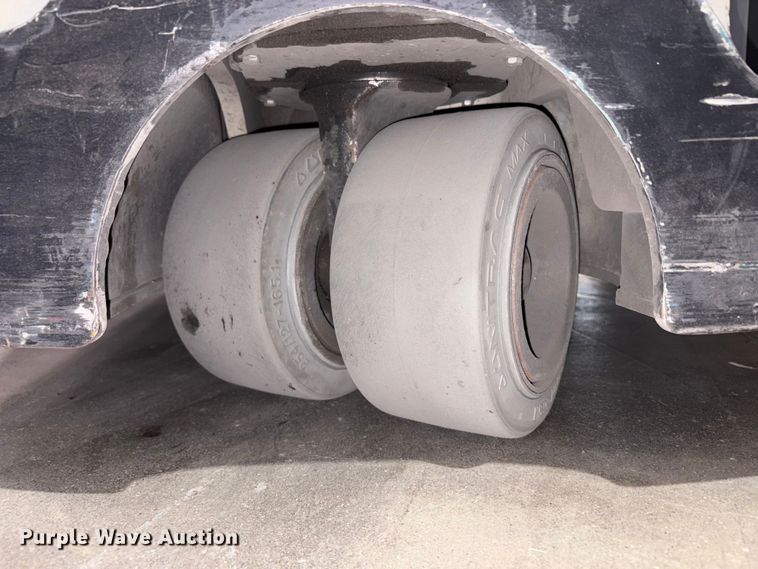 image for item EU8522 2016 Crown RC5545-40 forklift