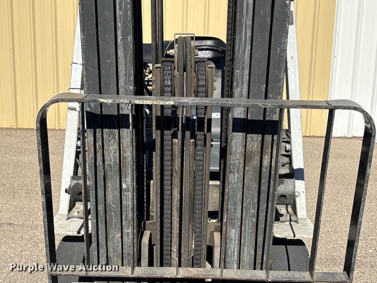 image for item EU8523 2017 UniCarriers PF50 forklift