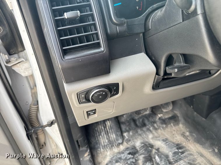 image for item EV1850 2017 Ford F150 SuperCab pickup truck