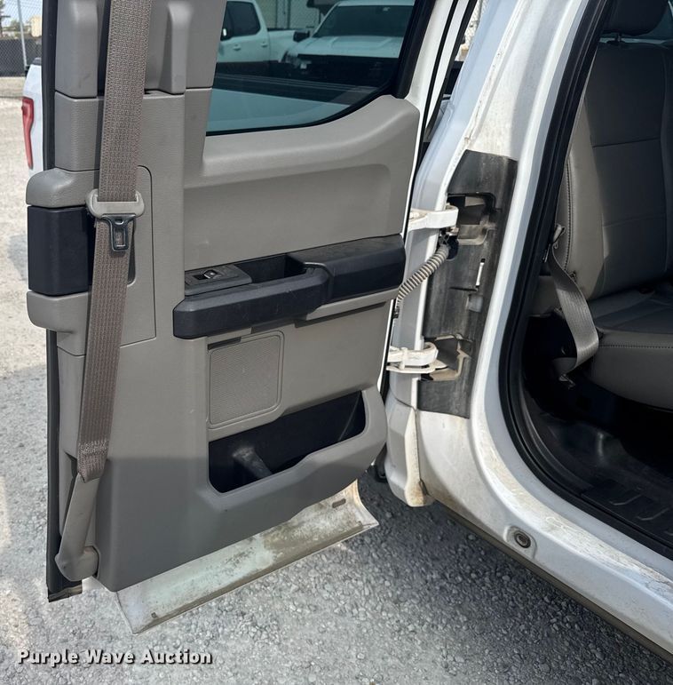 image for item EV1850 2017 Ford F150 SuperCab pickup truck