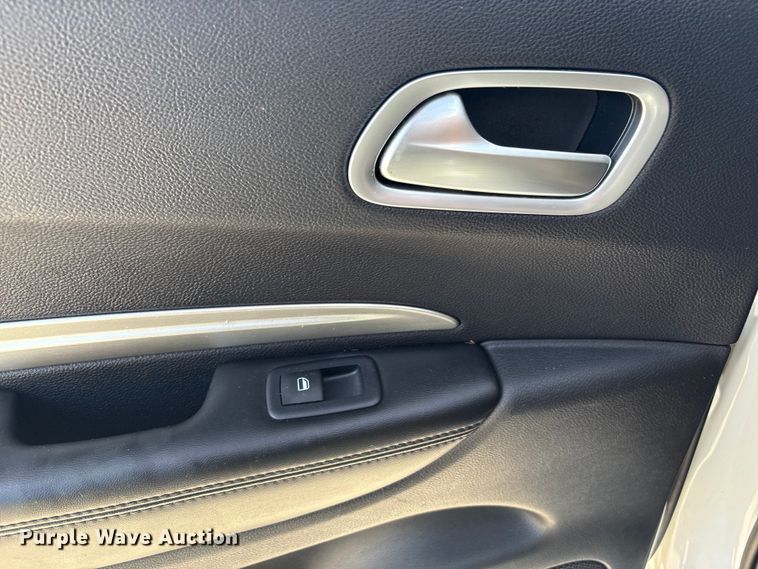 image for item EV2502 2019 Dodge Durango SSV SUV