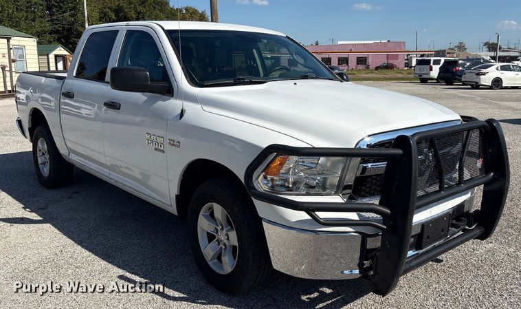 image for item EV2503 2019 RAM 1500 Crew Cab pickup truck