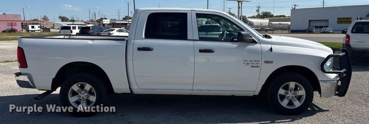 image for item EV2503 2019 RAM 1500 Crew Cab pickup truck