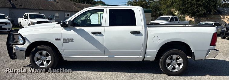 image for item EV2503 2019 RAM 1500 Crew Cab pickup truck