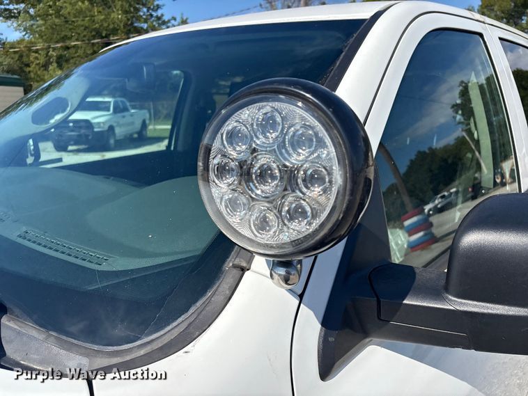 image for item EV2503 2019 RAM 1500 Crew Cab pickup truck