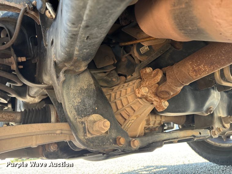 image for item EV2503 2019 RAM 1500 Crew Cab pickup truck