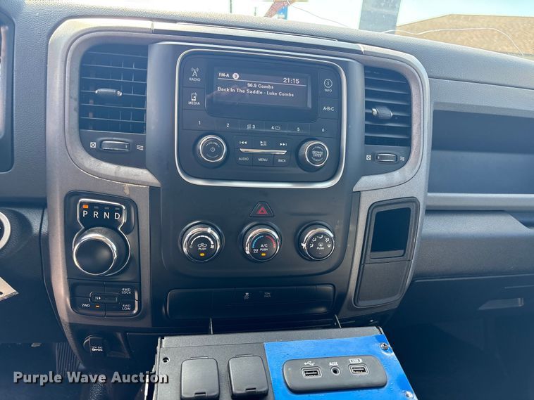 image for item EV2503 2019 RAM 1500 Crew Cab pickup truck