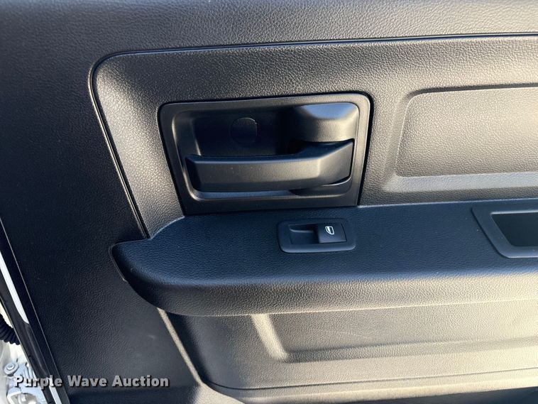 image for item EV2503 2019 RAM 1500 Crew Cab pickup truck