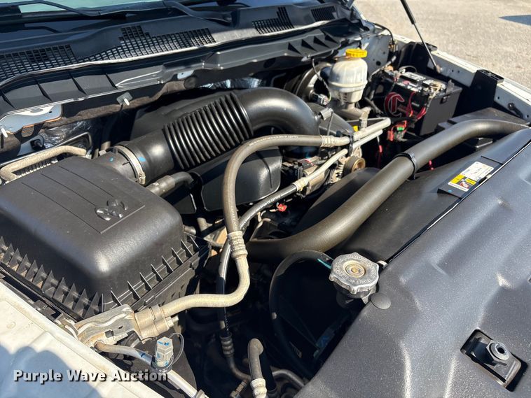 image for item EV2503 2019 RAM 1500 Crew Cab pickup truck