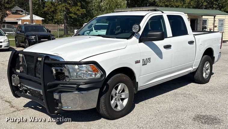 image for item EV2504 2019 RAM 1500 Crew Cab pickup truck